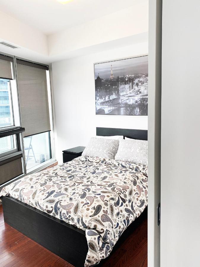 Ihost Suites Ice Condo Toronto Kültér fotó