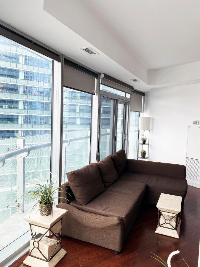 Ihost Suites Ice Condo Toronto Kültér fotó