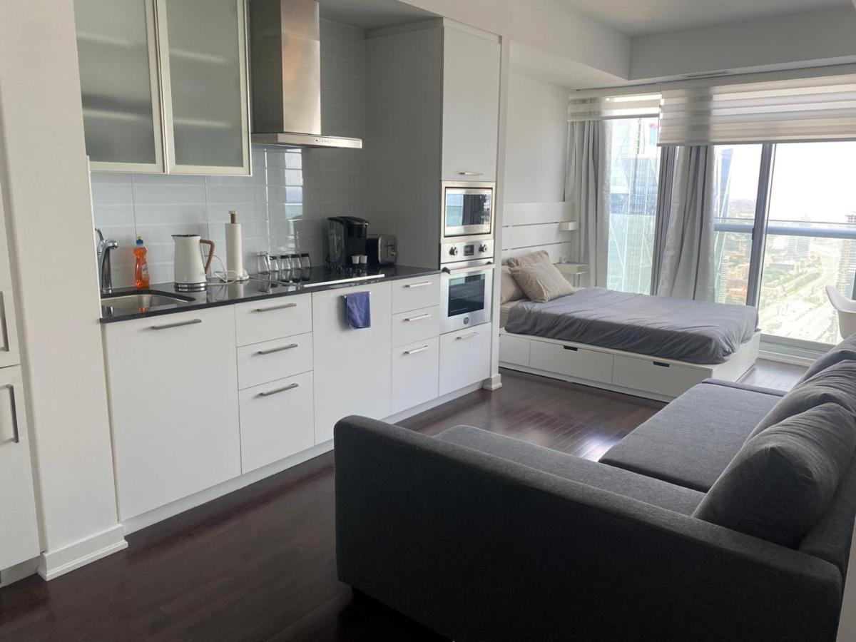Ihost Suites Ice Condo Toronto Kültér fotó