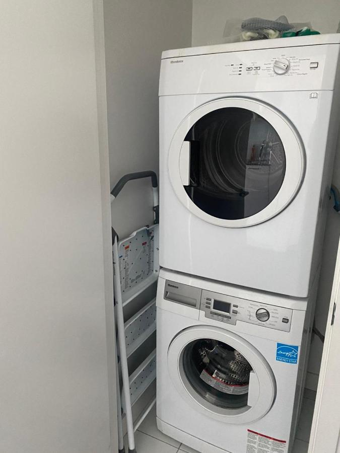 Ihost Suites Ice Condo Toronto Kültér fotó