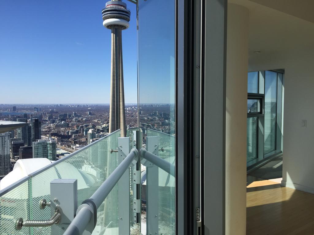 Ihost Suites Ice Condo Toronto Kültér fotó